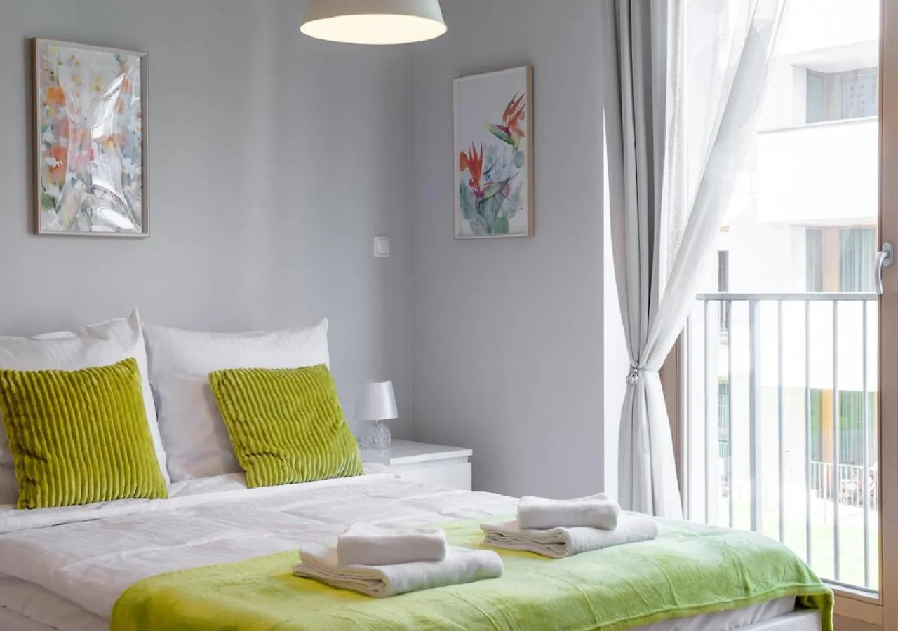 AR Apartments - Angel Center Kraków 0*, Cracóvia