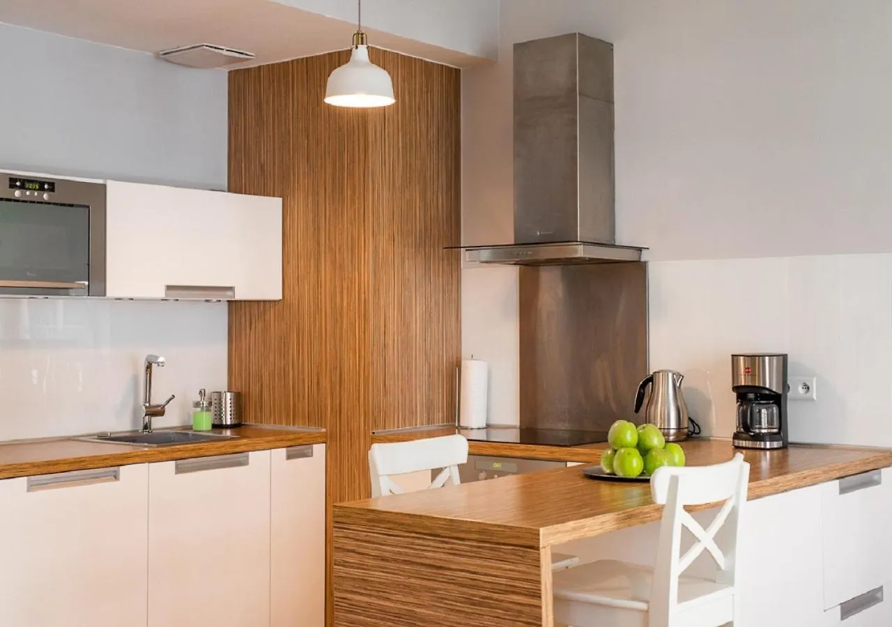 AR Apartments - Angel Center Kraków 0*, Cracóvia