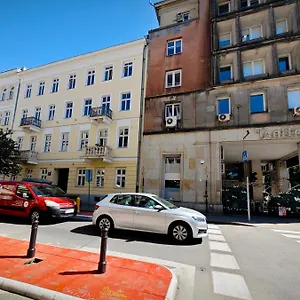 Wilcza - Center Warschau